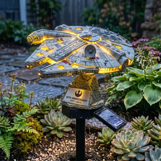 60th Anniversary Enterprise NCC-1701 Solar Garden Light – Moadeva